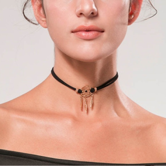 Dreamcatcher Choker - Picture 1 of 4